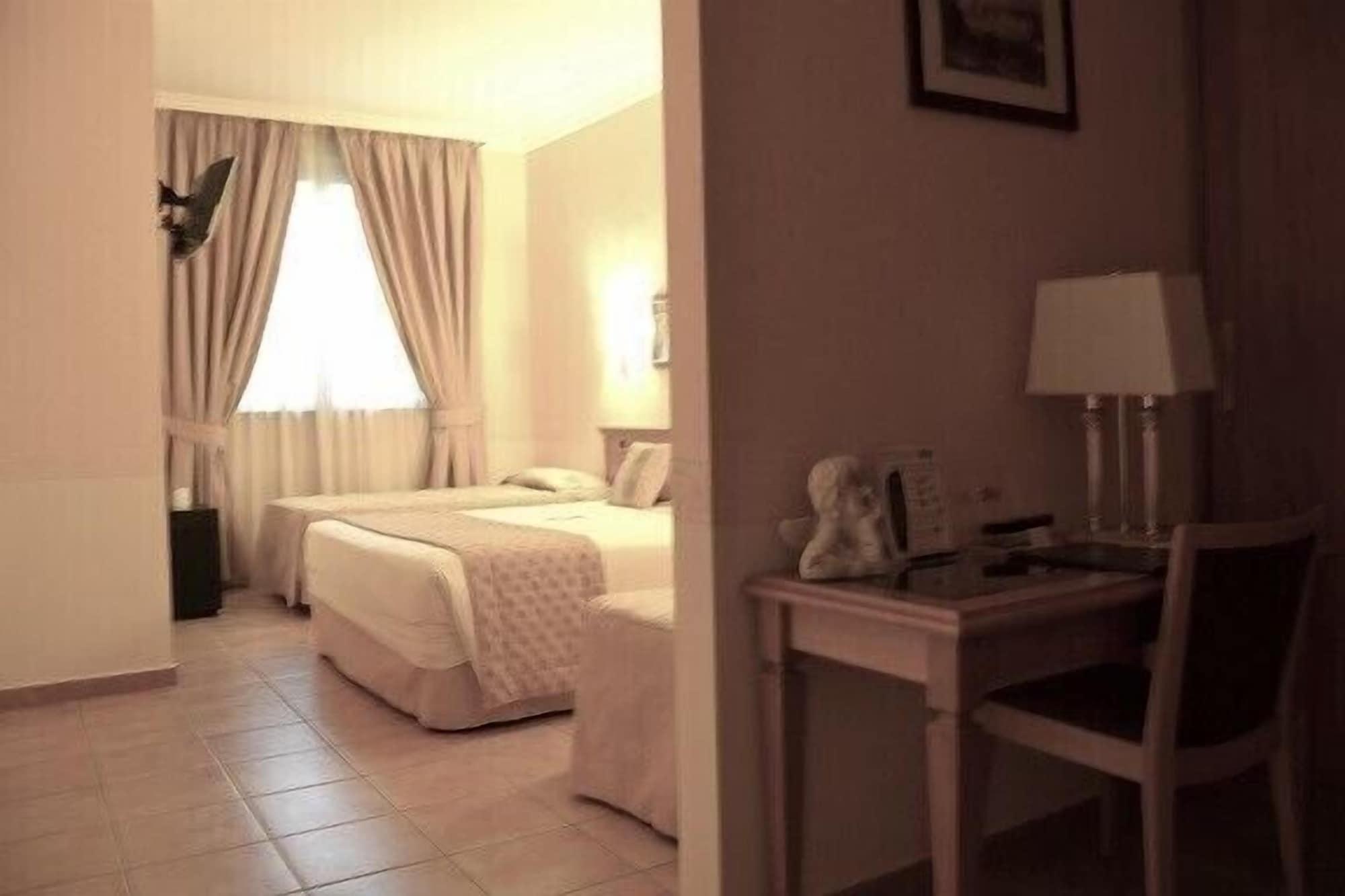Seccy Hotel Boutique Art & Museum Fiumicino Zewnętrze zdjęcie