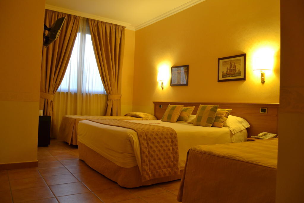 Seccy Hotel Boutique Art & Museum Fiumicino Pokój zdjęcie